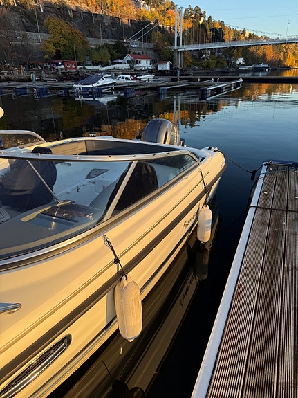 Strøken Yamarin Daycruiser 2021 modell med kun 215 gangtimer. Yamaha 150HK 4 of 30