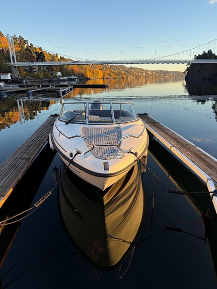 Strøken Yamarin Daycruiser 2021 modell med kun 215 gangtimer. Yamaha 150HK 3 of 30