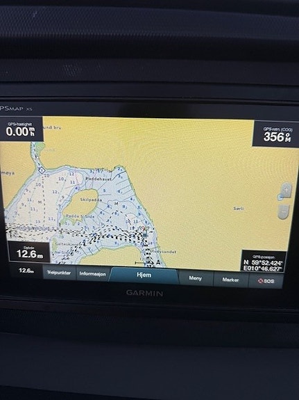 Strøken Yamarin Daycruiser 2021 modell med kun 215 gangtimer. Yamaha 150HK 25 of 30