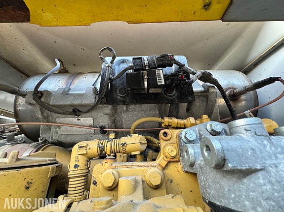 Andre Slagkraft - Craft W10 CAT C4.4 motor - SC70 kranarm og 2 stk SH 150 klippepanner 16 of 30