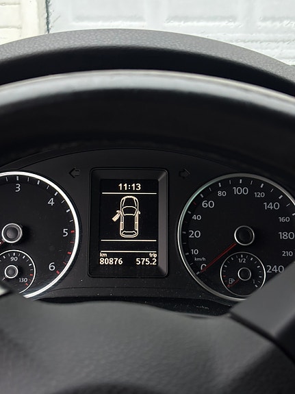 Volkswagen Tiguan 4 of 10