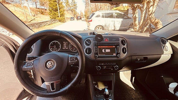 Volkswagen Tiguan 4 of 10