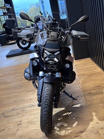 BMW R 1300 GS "Fullutstyrt" med koffertsett - Kupp! Spar 57 945 på kun denne sykkelen 5 of 10