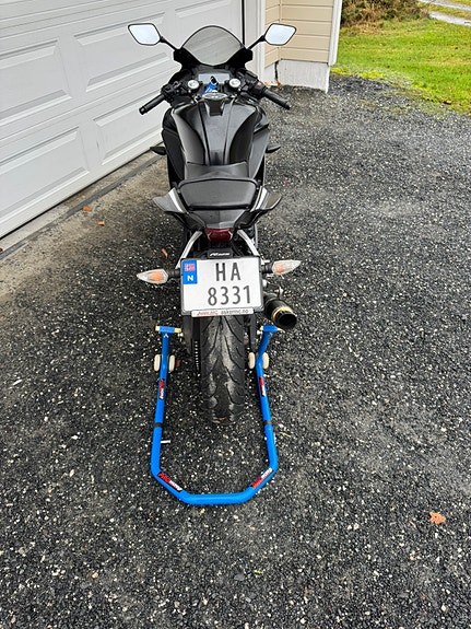Yamaha YZF-R 125 5 of 8