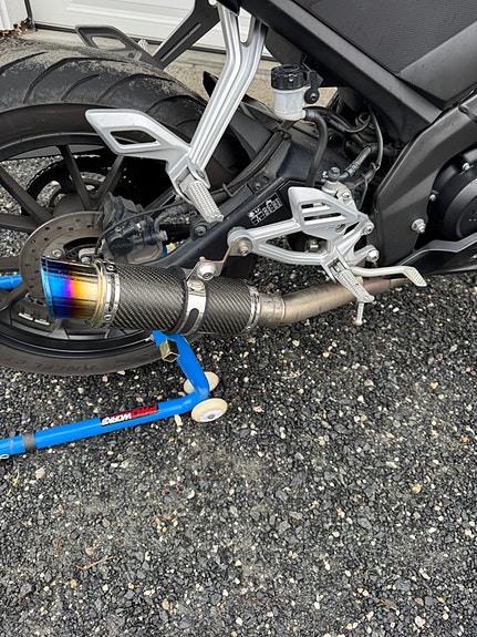 Yamaha YZF-R 125 7 of 8
