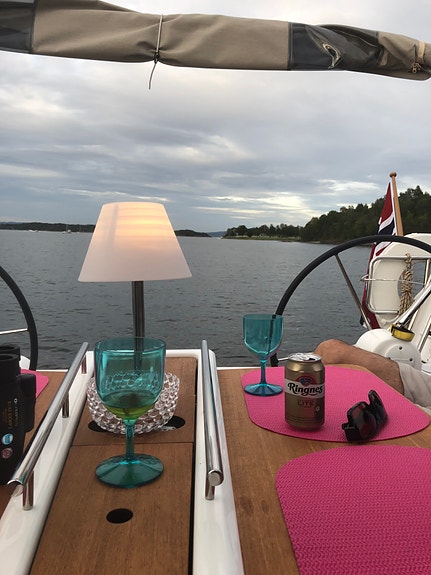 Flott 2019 mod. Dufour Grand Large 382 selges!  Pent holdt og lite brukt! 9 of 24