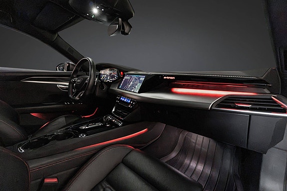 Audi e-tron GT RS 15 of 30