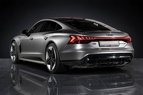 Audi e-tron GT RS 2 of 30
