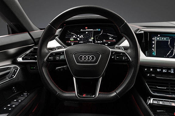 Audi e-tron GT RS 18 of 30