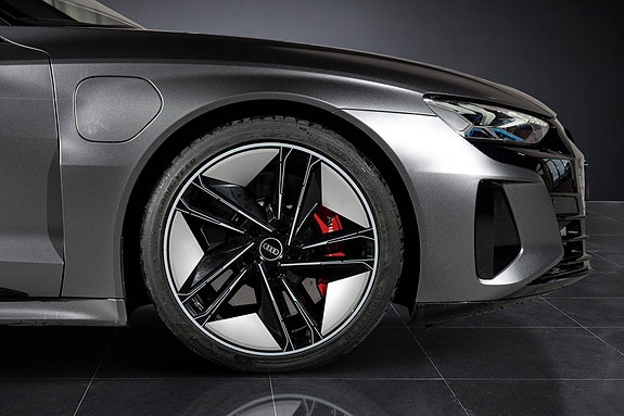 Audi e-tron GT RS 14 of 30