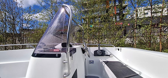 Strøken AMT 160R med Yamaha F60 6 of 14