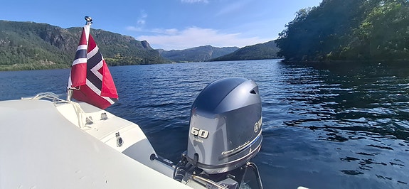 Strøken AMT 160R med Yamaha F60 7 of 14