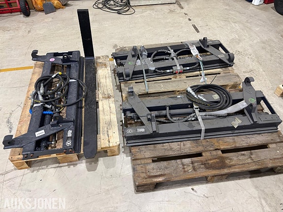 Andre 3 stk. WEE Hydrauliske Gaffelbord 2500kg Løftekapasitet - Euro-feste. 2 of 12