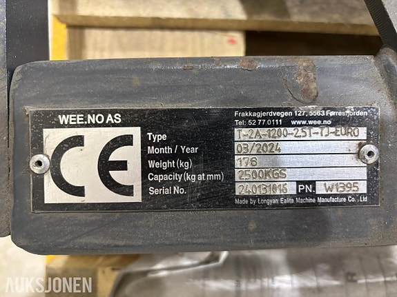 Andre 3 stk. WEE Hydrauliske Gaffelbord 2500kg Løftekapasitet - Euro-feste. 6 of 12