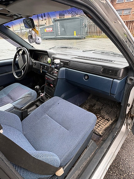 Volvo 740 9 of 21