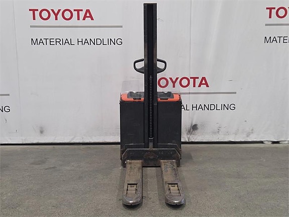Toyota SWE080L 3 of 4