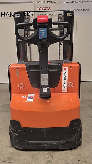Toyota SWE200D 2 of 3