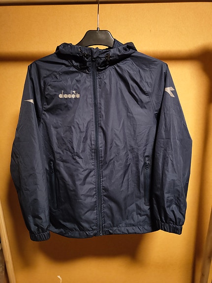 Lett treningsjakke fra Diadora