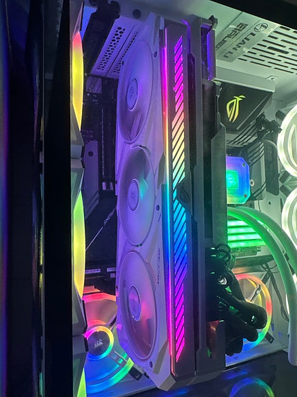 ASUS GeForce RTX 3090 ROG Strix OC White selges