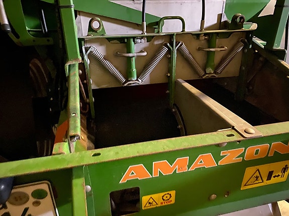 Amazone ZG-B 8200 Drive 2 of 16