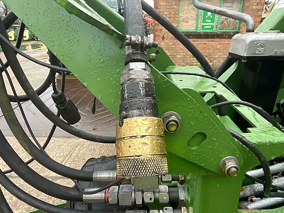 Krone Big Pack 1290 XC 2 of 9