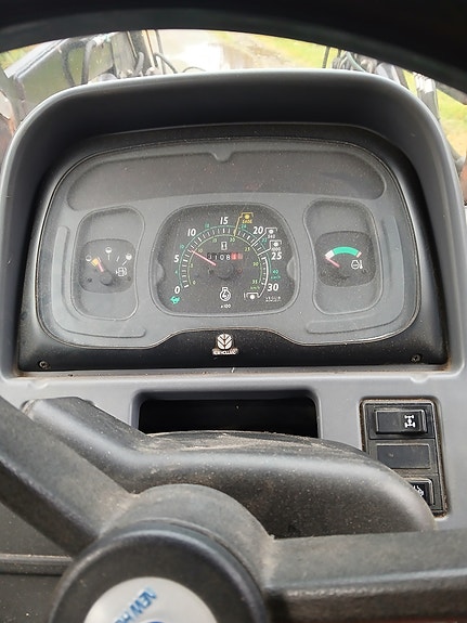 New Holland TL 80 5 of 12