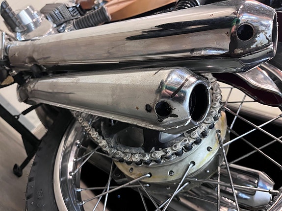 Suzuki GT380 10 of 11