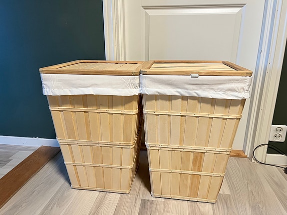 IKEA kurv til skittentøy i tre med stoffpose