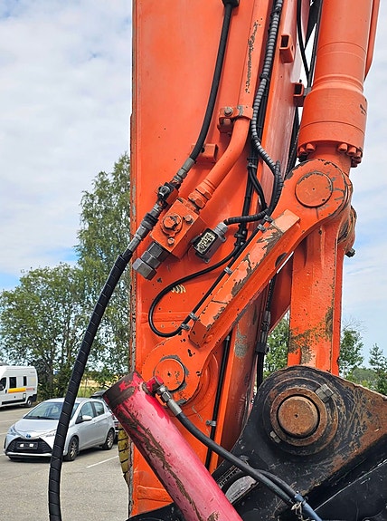 Hitachi Hitachi ZX250LC-3, 2010 mod, Rototilt R8, 2 skuffer, Sentralsmøring, Klimaanlegg, Webasto. 12 of 30