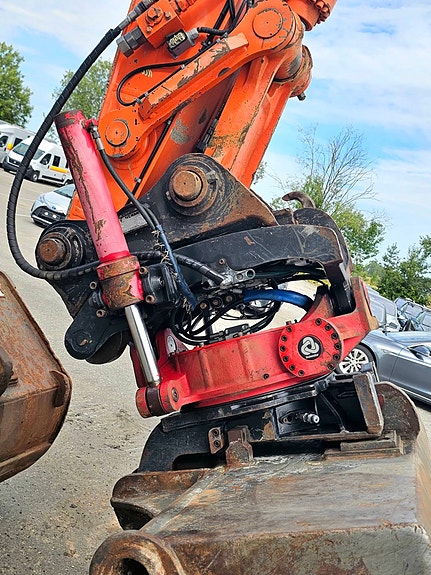 Hitachi Hitachi ZX250LC-3, 2010 mod, Rototilt R8, 2 skuffer, Sentralsmøring, Klimaanlegg, Webasto. 13 of 30