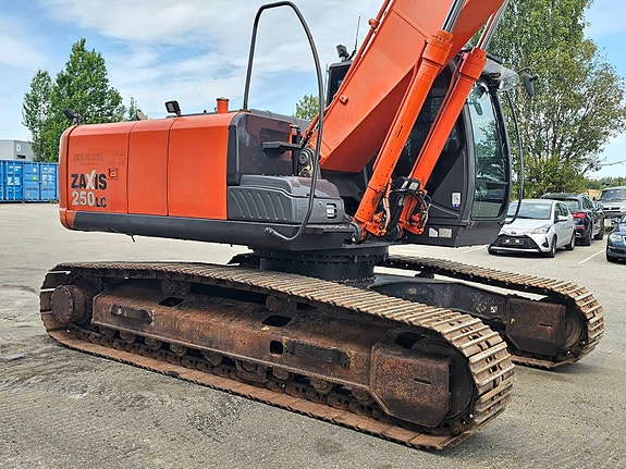 Hitachi Hitachi ZX250LC-3, 2010 mod, Rototilt R8, 2 skuffer, Sentralsmøring, Klimaanlegg, Webasto. 8 of 30