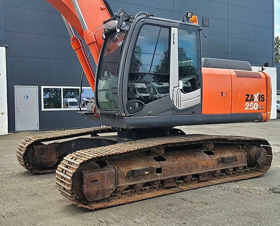 Hitachi Hitachi ZX250LC-3, 2010 mod, Rototilt R8, 2 skuffer, Sentralsmøring, Klimaanlegg, Webasto. 9 of 30