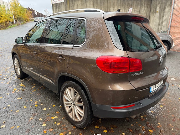 Volkswagen Tiguan 5 of 27