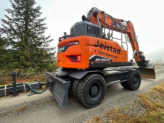Develon DX165WR-7 6 of 30
