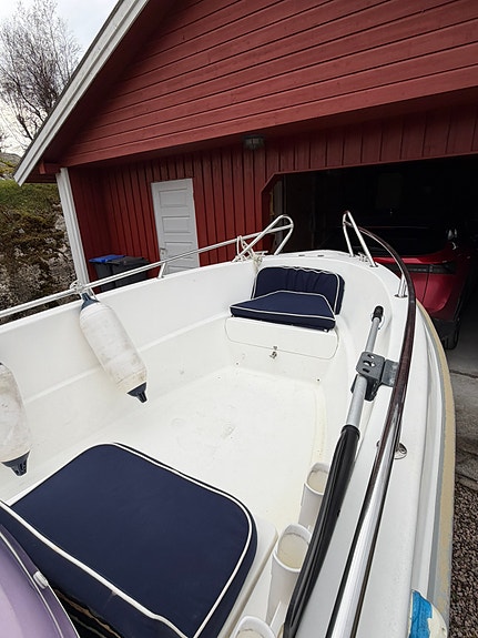Troll 480 Sport | Yamaha 25 HK 4-takt | Båthenger 13 of 19