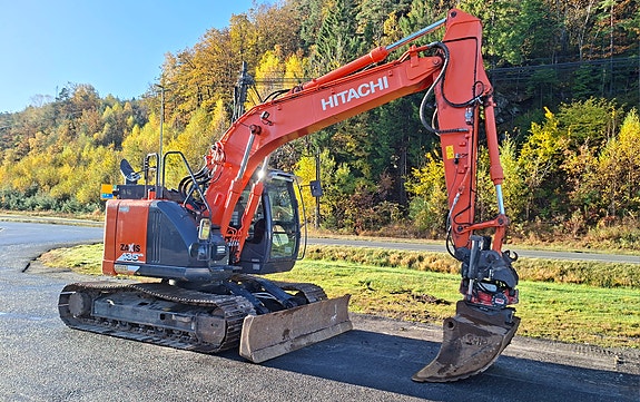 Hitachi ZX135US-6 2 of 12