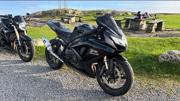 Suzuki GSX-R 600 3 of 5