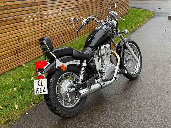 Suzuki LS 650 Savage 4 of 30