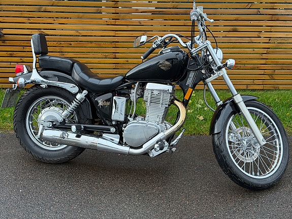 Suzuki LS 650 Savage 2 of 30