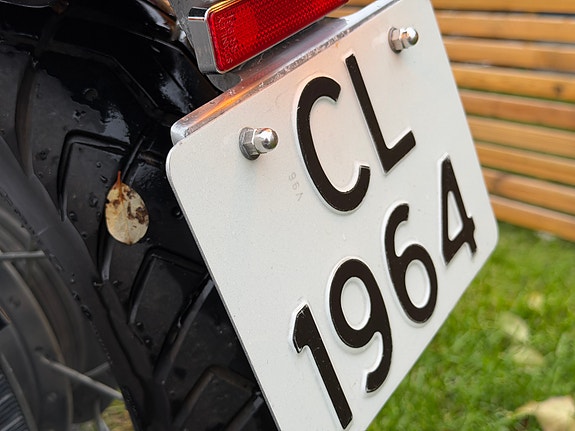 Suzuki LS 650 Savage 23 of 30