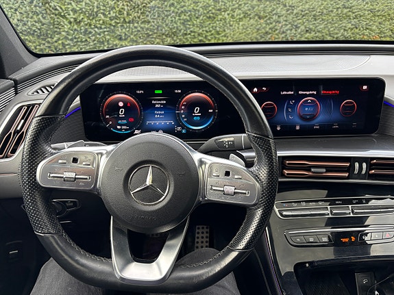 Mercedes-Benz EQC 400 10 of 12