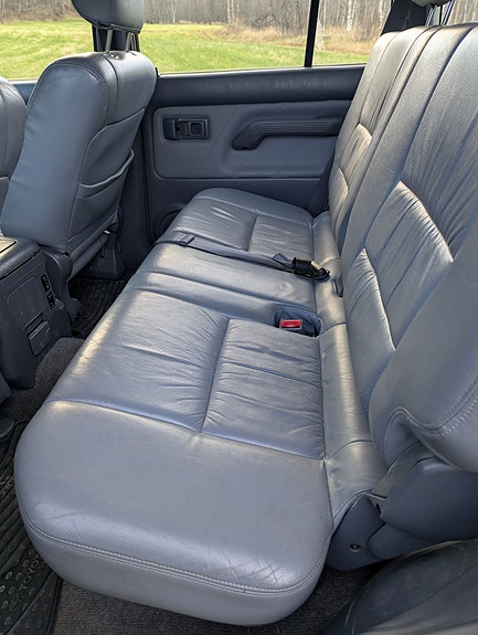 Toyota Land Cruiser 5 of 20