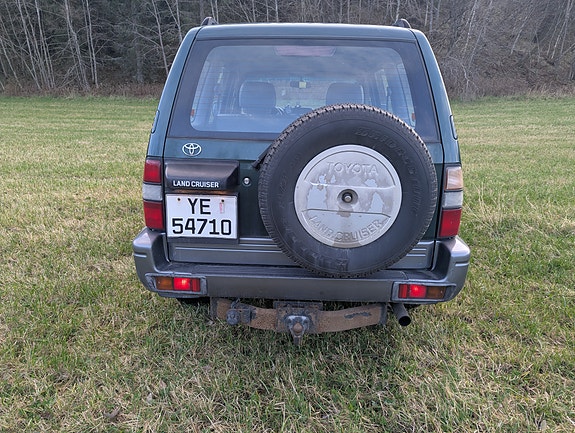 Toyota Land Cruiser 16 of 20