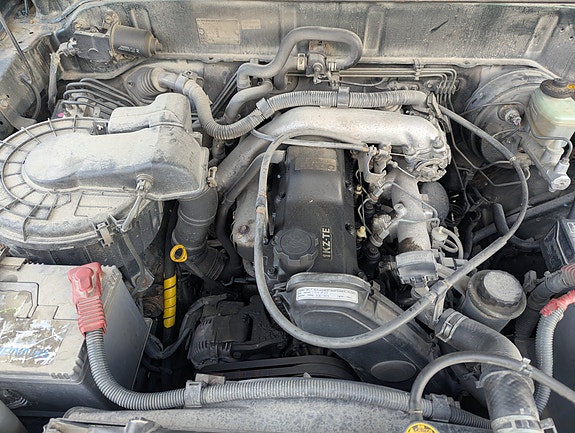 Toyota Land Cruiser 2 of 20