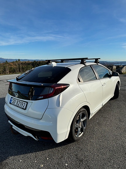 Honda Civic 2 of 10