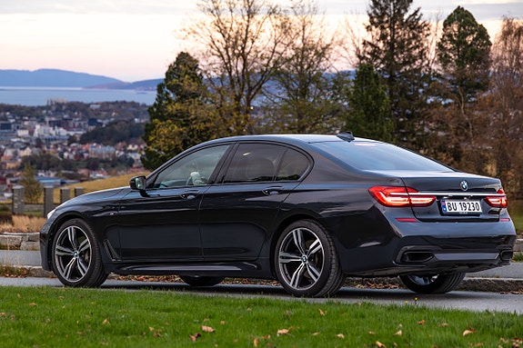 BMW 740d 7 of 20