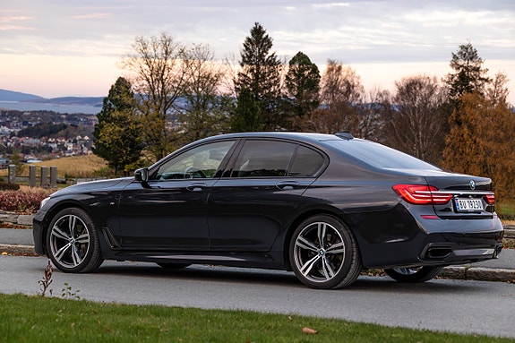 BMW 740d 9 of 20