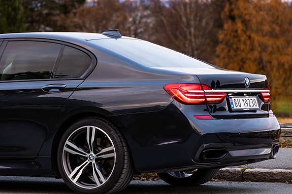 BMW 740d 3 of 20