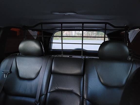 Volvo XC70 13 of 14