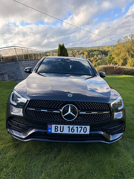 Mercedes-Benz GLC 300 e 5 of 30
